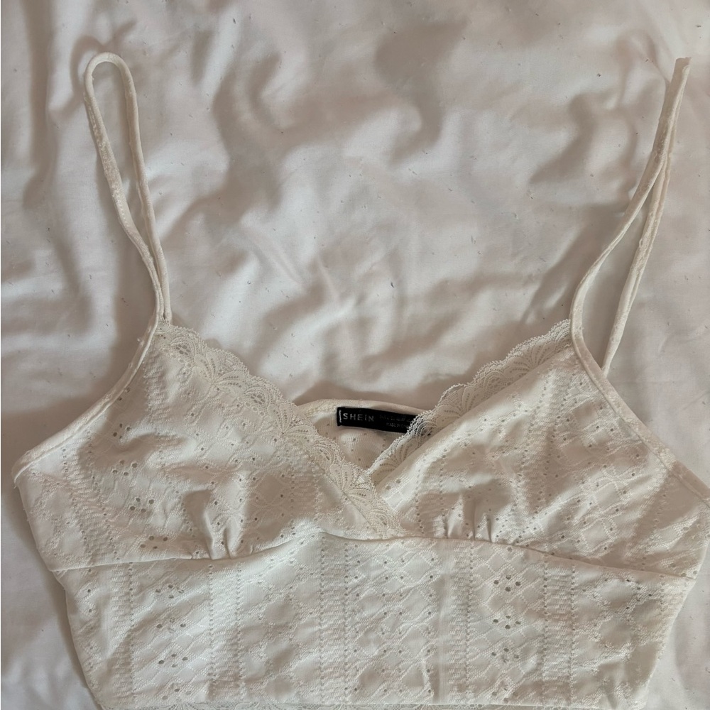 SHEIN White Lace Crop Top